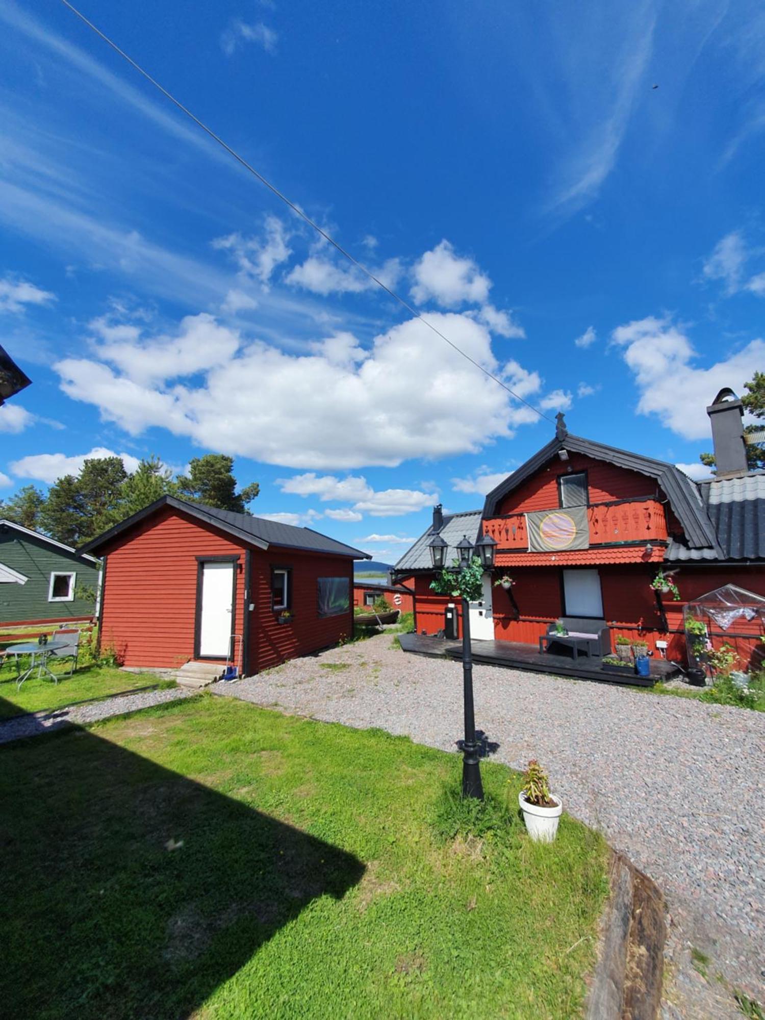 Camp Caroli Wooden Cabins Jukkasjärvi Esterno foto