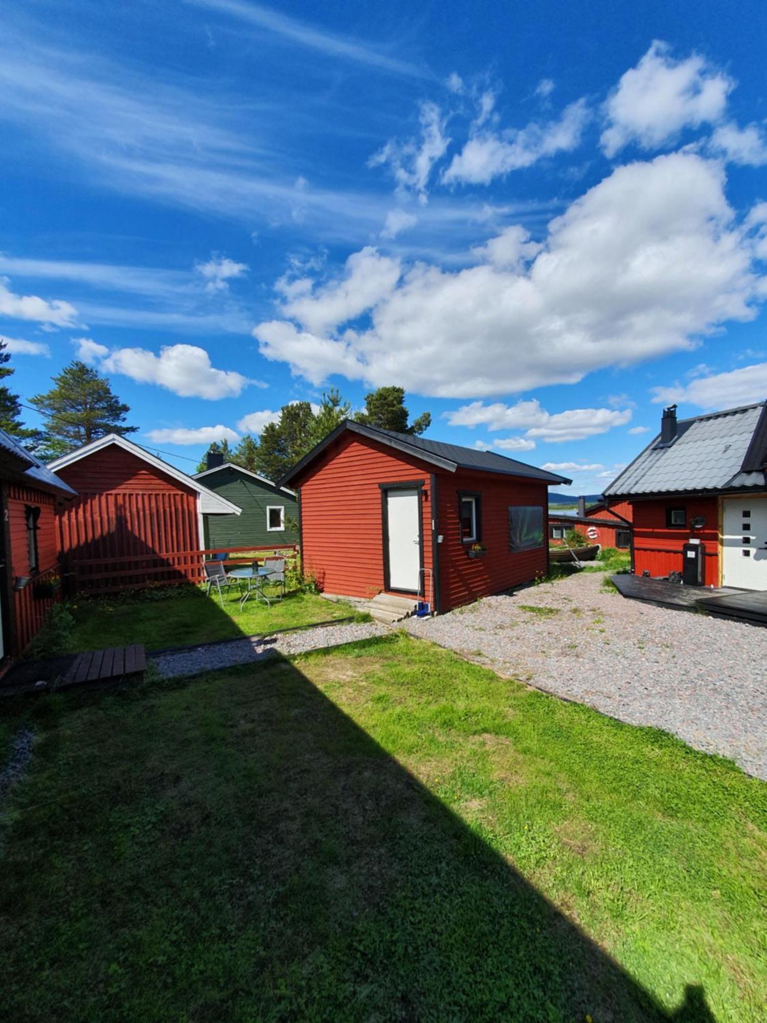 Camp Caroli Wooden Cabins Jukkasjärvi Esterno foto
